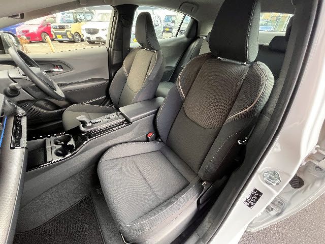 TOYOTA PRIUS 4WD 2023 Image 31