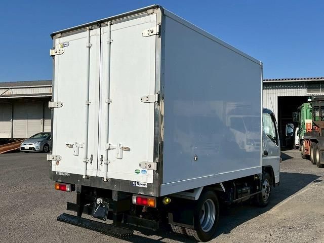 MITSUBISHI CANTER 2017 Image 31