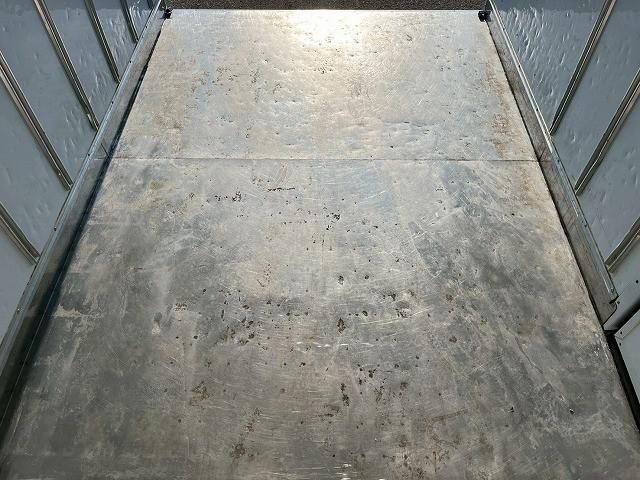 MITSUBISHI CANTER 2017 Image 31