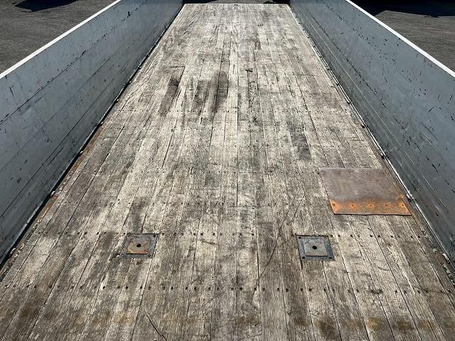 HINO PROFIA 2005 Image 31