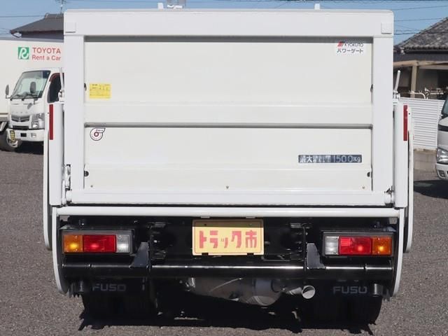 MITSUBISHI CANTER 2020 Image 31