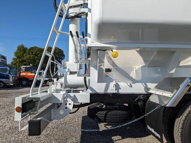 MITSUBISHI FUSOU FIGHTER 2025 Image 31