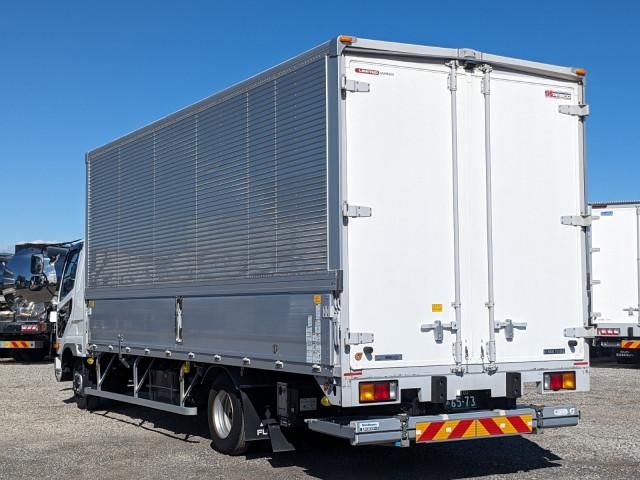 MITSUBISHI FUSOU FIGHTER 2023 Image 31