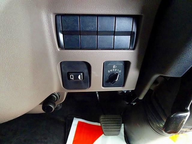 MITSUBISHI CANTER 2025 Image 31