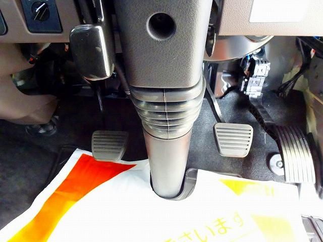 MITSUBISHI CANTER 2025 Image 31