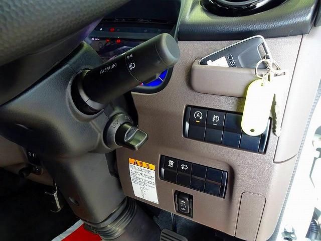 MITSUBISHI CANTER 2025 Image 31