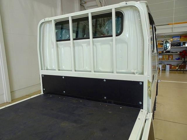 MITSUBISHI CANTER 2025 Image 31