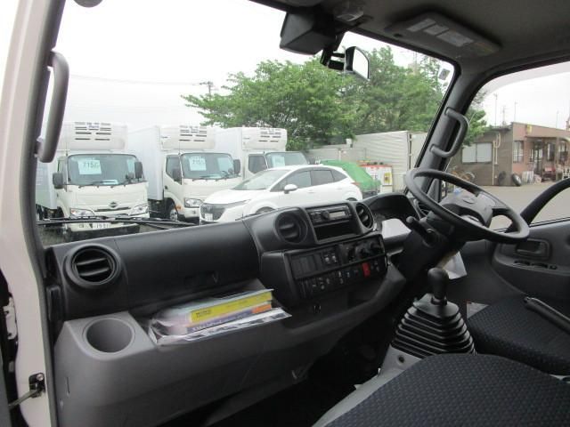 HINO DUTRO 2025 Image 31
