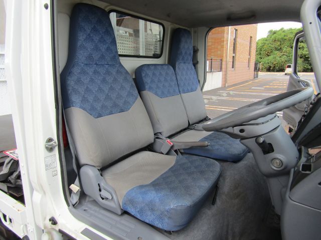 MITSUBISHI CANTER GUTS 2006 Image 31