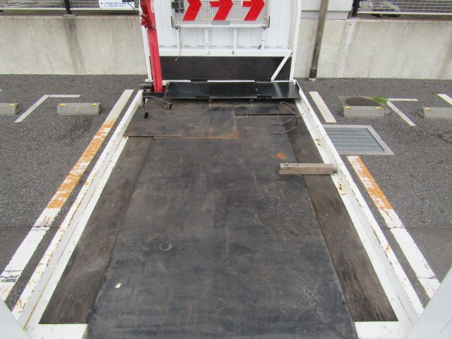 MITSUBISHI CANTER GUTS 2006 Image 31