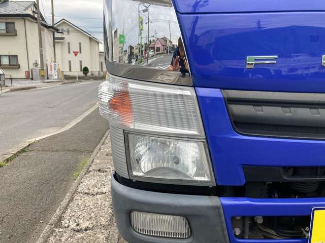 MITSUBISHI  2010 Image 31