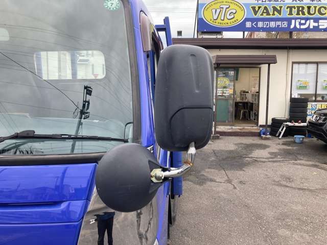 MITSUBISHI  2010 Image 31