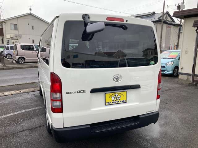TOYOTA REGIUSACE VAN 4WD 2017 Image 31