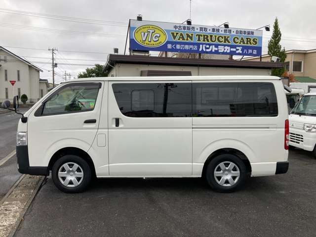 TOYOTA REGIUSACE VAN 4WD 2017 Image 31