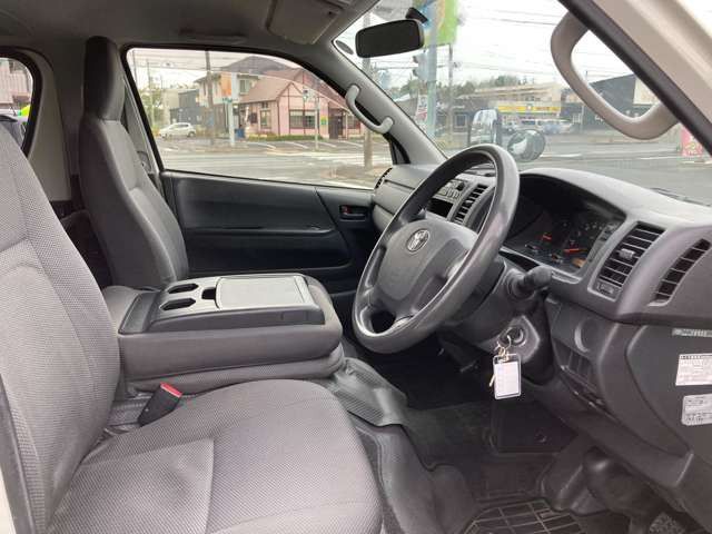 TOYOTA REGIUSACE VAN 4WD 2017 Image 31