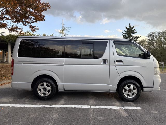 TOYOTA HIACE VAN 4WD 2012 Image 31
