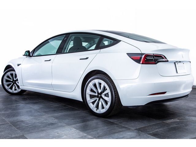 TESLA MODEL 3 2022 Image 31