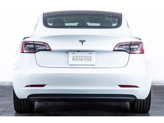 TESLA MODEL 3 2022 Image 31