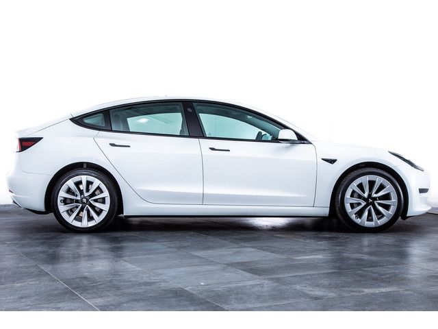 TESLA MODEL 3 2022 Image 31