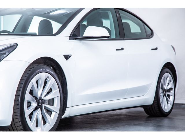 TESLA MODEL 3 2022 Image 31