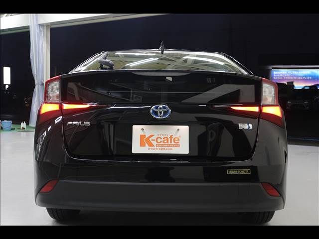 TOYOTA PRIUS 2021 Image 31
