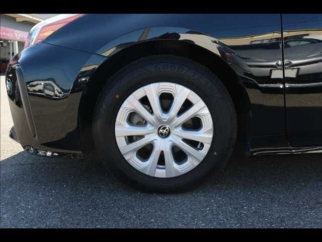 TOYOTA PRIUS 2021 Image 31