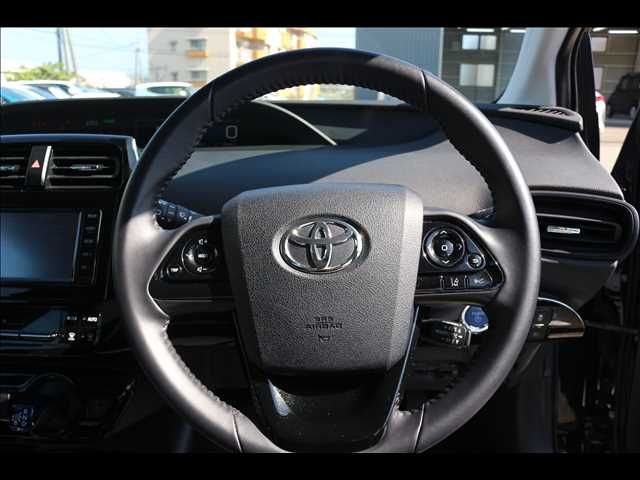 TOYOTA PRIUS 2021 Image 31