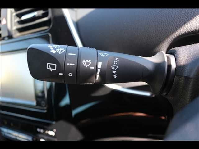 TOYOTA PRIUS 2021 Image 31