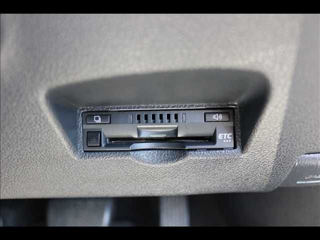 TOYOTA PRIUS 2021 Image 31