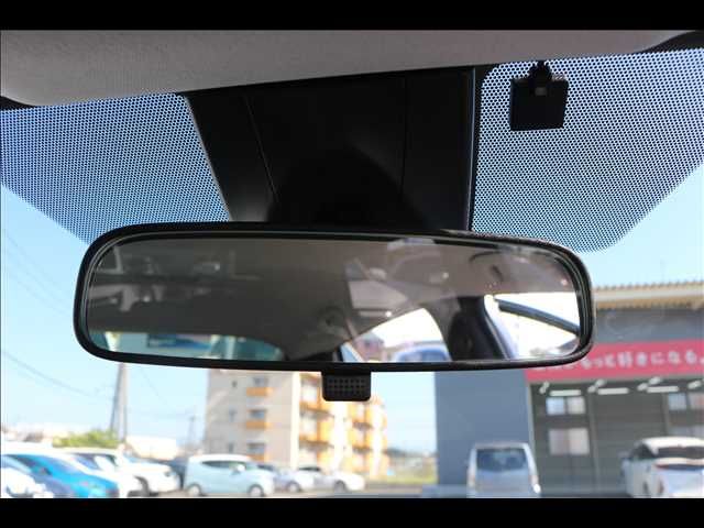 TOYOTA PRIUS 2021 Image 31