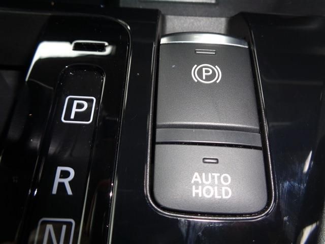 NISSAN ROOX 2023 Image 31