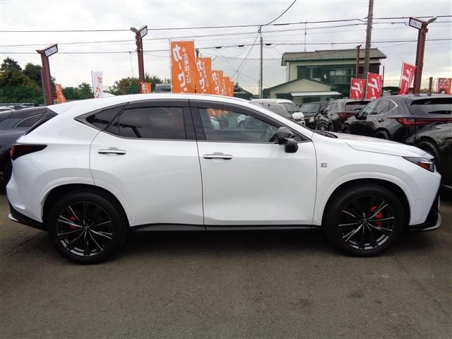 TOYOTA LEXUS NX350H 2023 Image 31