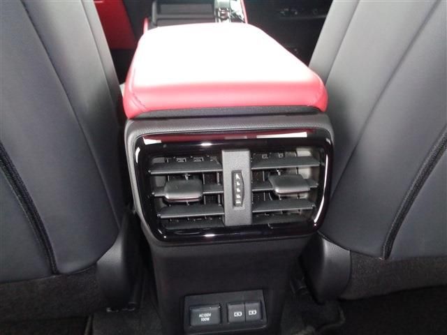 TOYOTA LEXUS NX350H 2023 Image 31