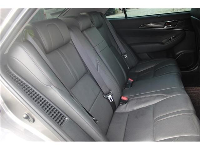 TOYOTA CROWN SEDAN HYBRID 2013 Image 31