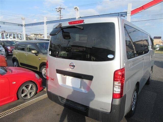 NISSAN NV350 CARAVAN 2020 Image 31