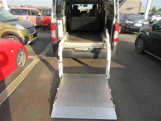 NISSAN NV350 CARAVAN 2020 Image 31