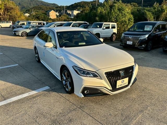 TOYOTA CROWN SEDAN HYBRID 2019 Image 31