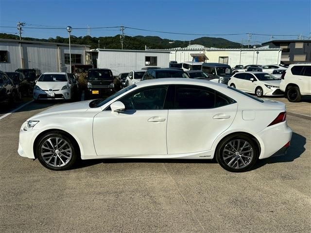 TOYOTA LEXUS IS300H 2014 Image 31