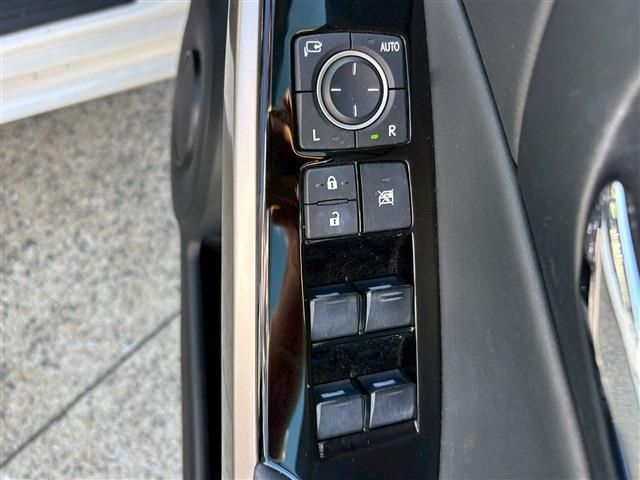 TOYOTA LEXUS IS300H 2014 Image 31