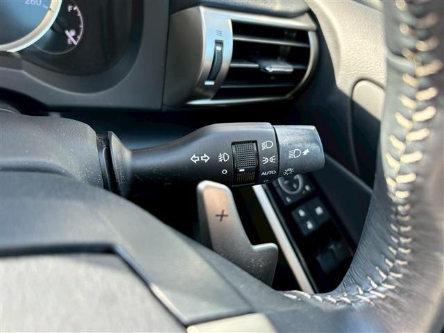 TOYOTA LEXUS IS300H 2014 Image 31