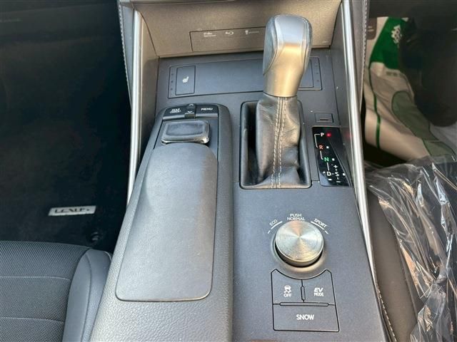 TOYOTA LEXUS IS300H 2014 Image 31