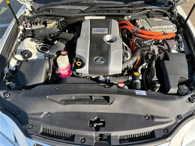 TOYOTA LEXUS IS300H 2014 Image 31