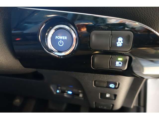 TOYOTA PRIUS PHV 2021 Image 31