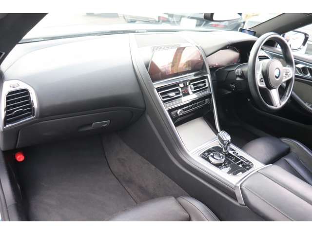 BMW 8SERIES GRAN COU 2019 Image 31