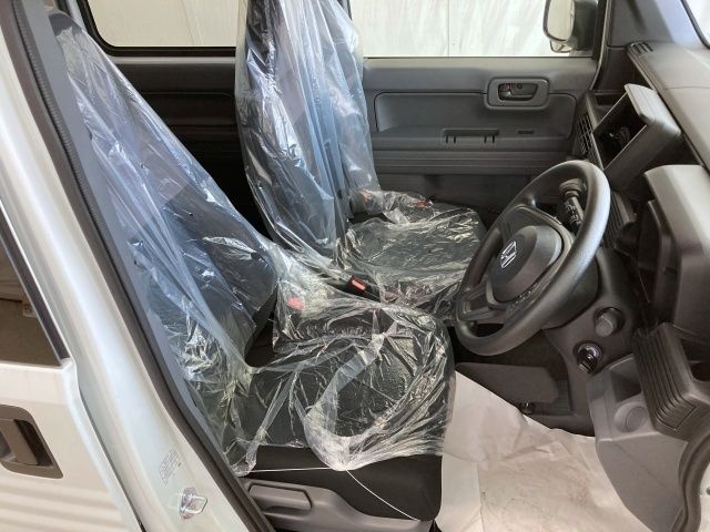 HONDA N-VAN 2025 Image 31