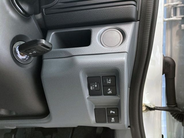 HONDA N-VAN 2025 Image 31