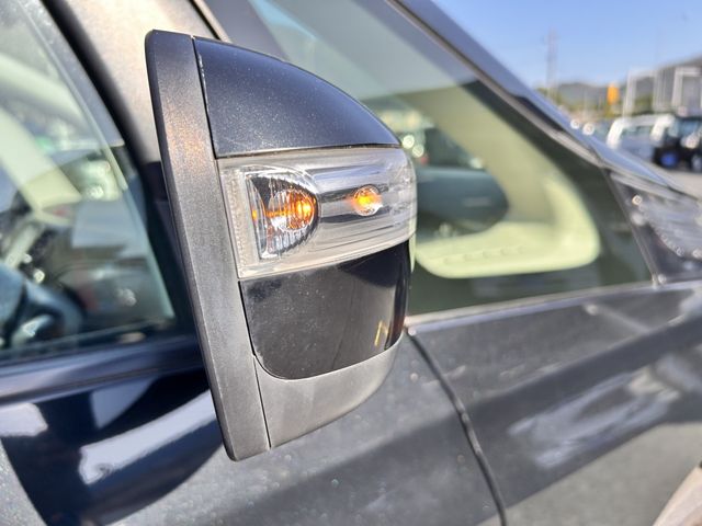 MAZDA BIANTE 2014 Image 31