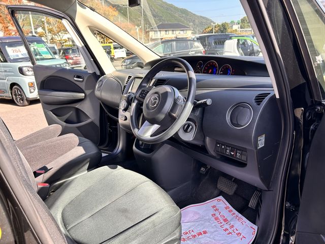 MAZDA BIANTE 2014 Image 31