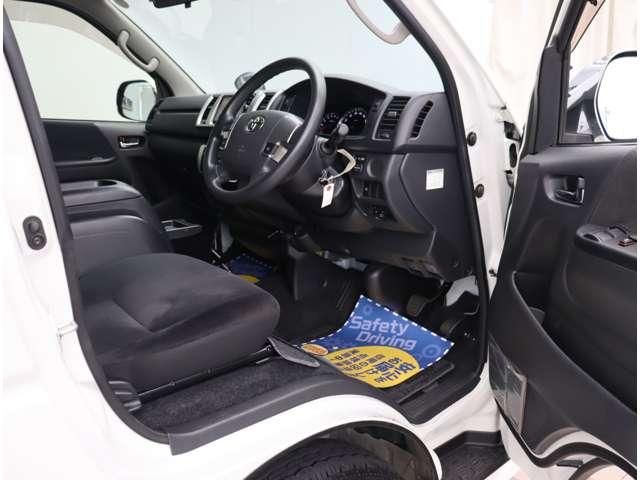 TOYOTA HIACE VAN 2WD 2018 Image 31