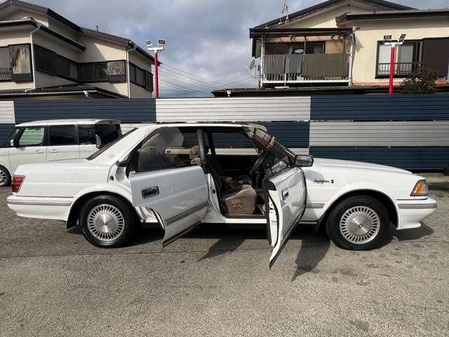 TOYOTA CROWN HARDTOP 1990 Image 31
